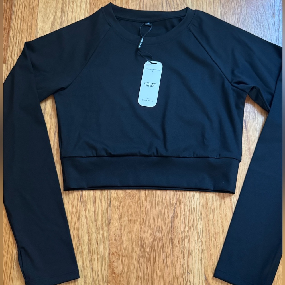 NEW Black Long Sleeve Crop Top Medium